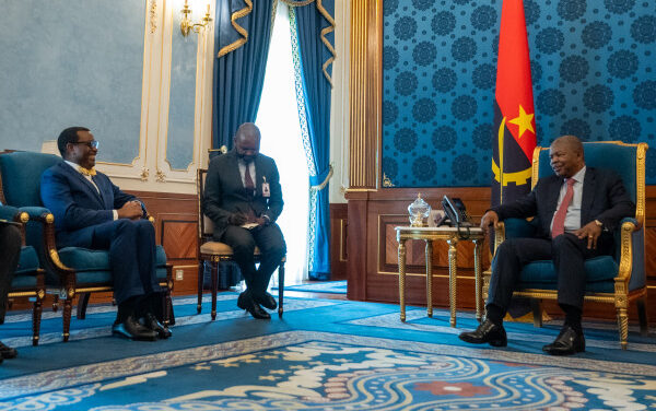 Africa Road Builders : le président angolais João Lourenco, lauréat du trophée Babacar Ndiaye 2025 Abidjan