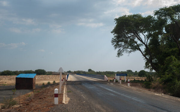 Madagascar : le Fonds africain de développement accorde un prêt concessionnel de 165 millions de dollars pour construire des corridors et désenclaver le Sud du pays