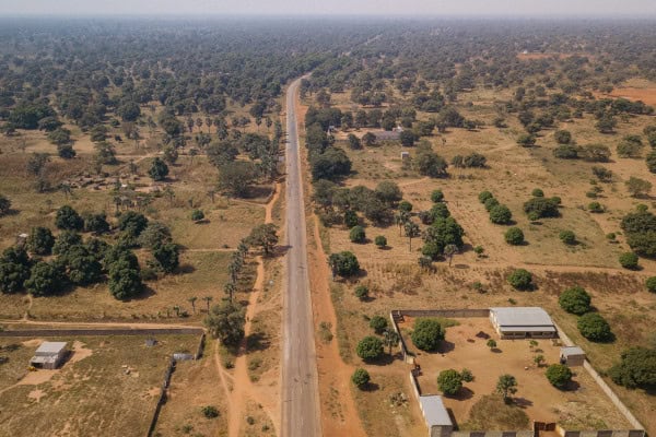 Le Fonds africain de développement accorde plus de 156 millions d’euros pour la réhabilitation et le bitumage de routes transfrontalières du Burkina et du Mali avec la Côte d’Ivoire