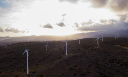 Cabo Verde : la Banque africaine de développement approuve un financement de 19,6 millions d’euros pour un projet pionnier visant à accroître la capacité de production d’énergie éolienne et de stockage d’énergie par batterie