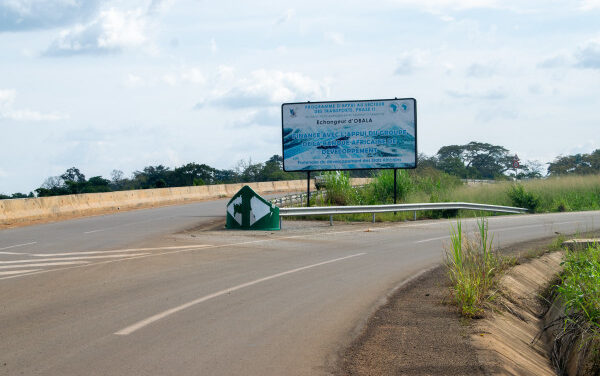 Cameroun : un prêt de 330 millions d’euros de la Banque africaine de développement pour améliorer la performance du corridor économique Douala-Ndjamena