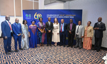 Le vice-président du Botswana Ndaba Nkosinathi Gaolathe, rend hommage aux 60 ans d’action de la Banque africaine de développement et appelle à une Afrique résiliente sur le plan économique