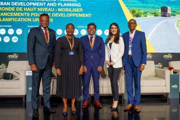 Africa Investment Forum 2024 : l’Afrique, continent le plus urbanisé d’ici à 2050, a besoin de plus d’investissements pour éviter la forte poussée des bidonvilles (experts)