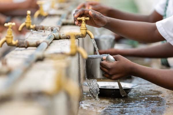 Bénin : prêt de 118 millions d’euros de la Banque africaine de développement et d’Africa Growing Together Fund pour élargir la fourniture d’eau potable à près d’un million de personnes