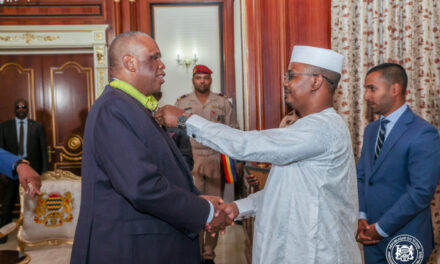 Le Professeur Benedict Oramah a reçu la prestigieuse médaille de « Commandeur de l’ordre national du Tchad »